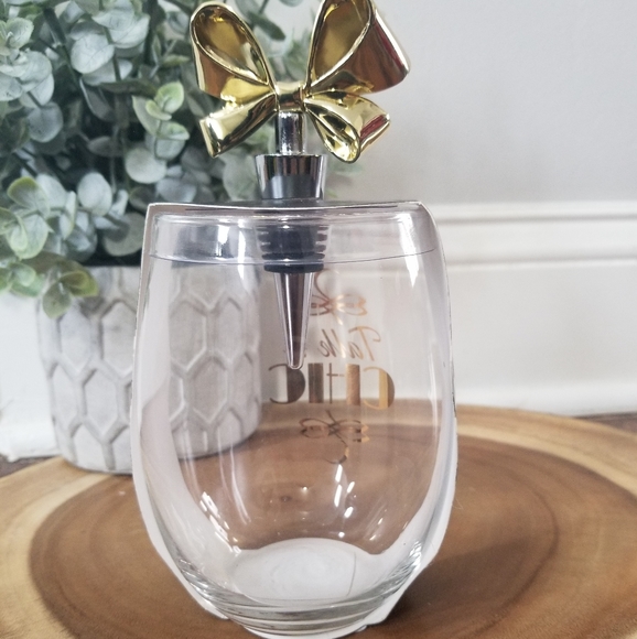 🥂NEW 16oz Stemless wine glass w/ bottle topper - Picture 3 of 3